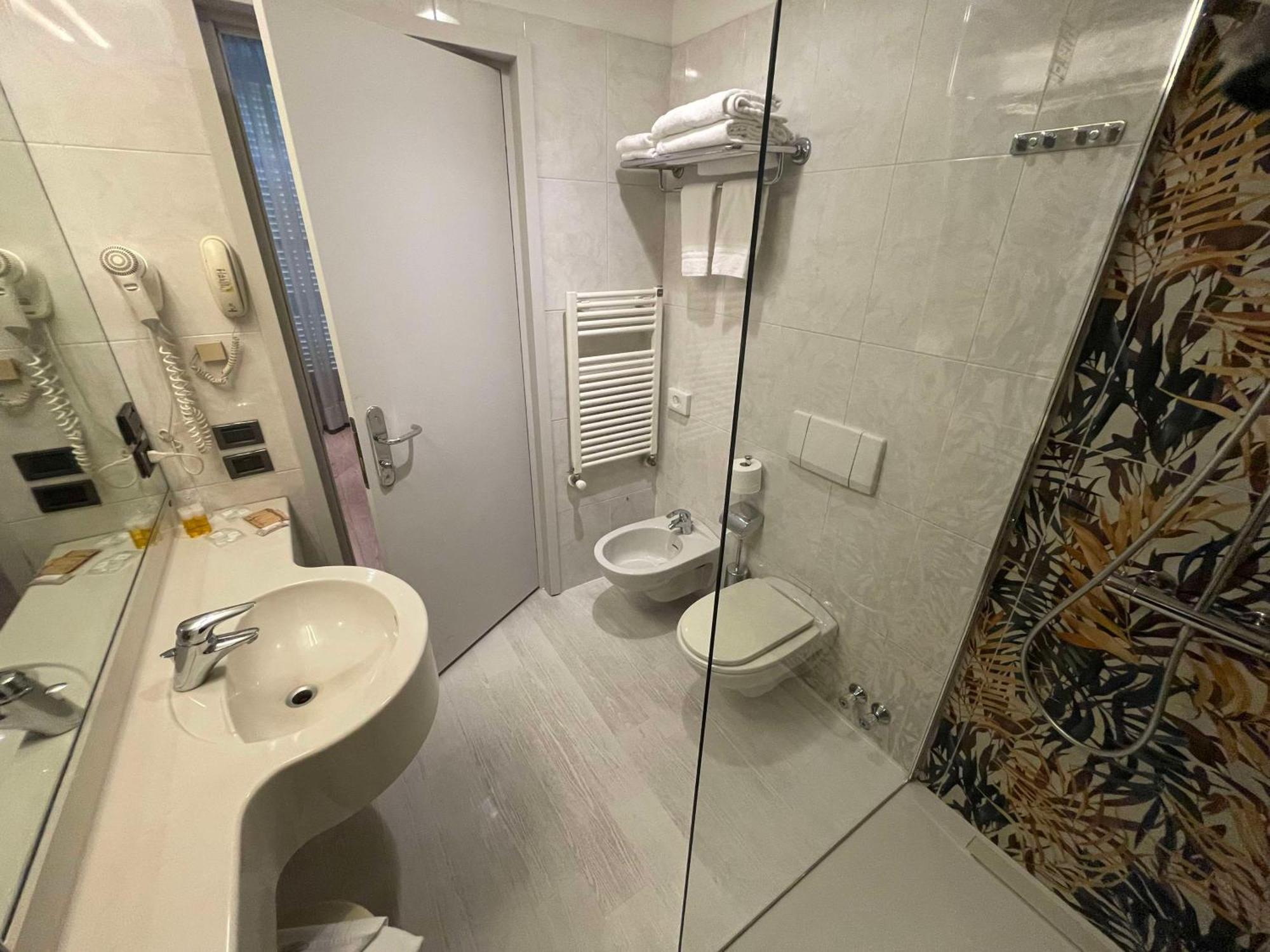 Sure Hotel By Best Western Turin City Centre Esterno foto
