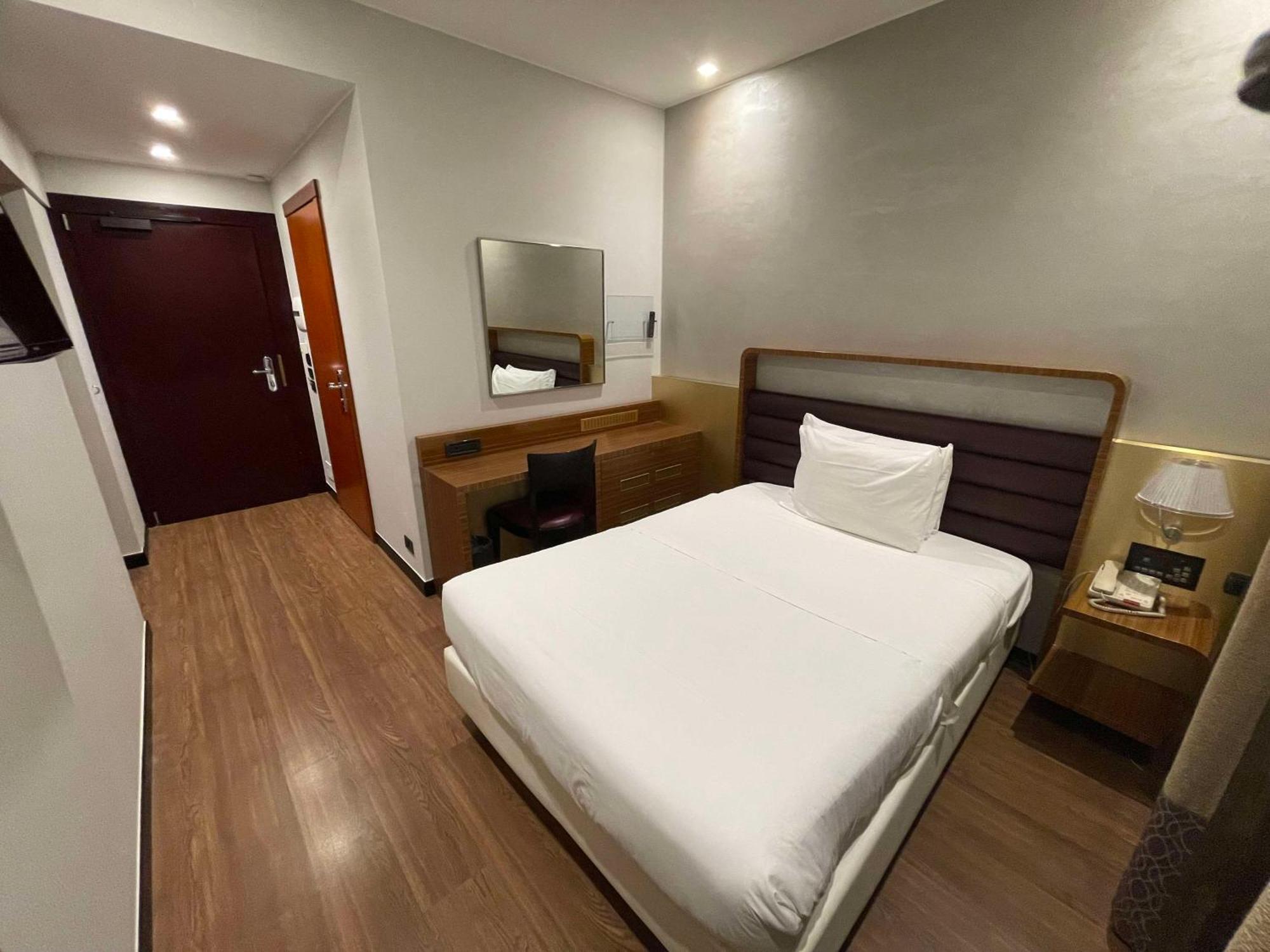 Sure Hotel By Best Western Turin City Centre Esterno foto