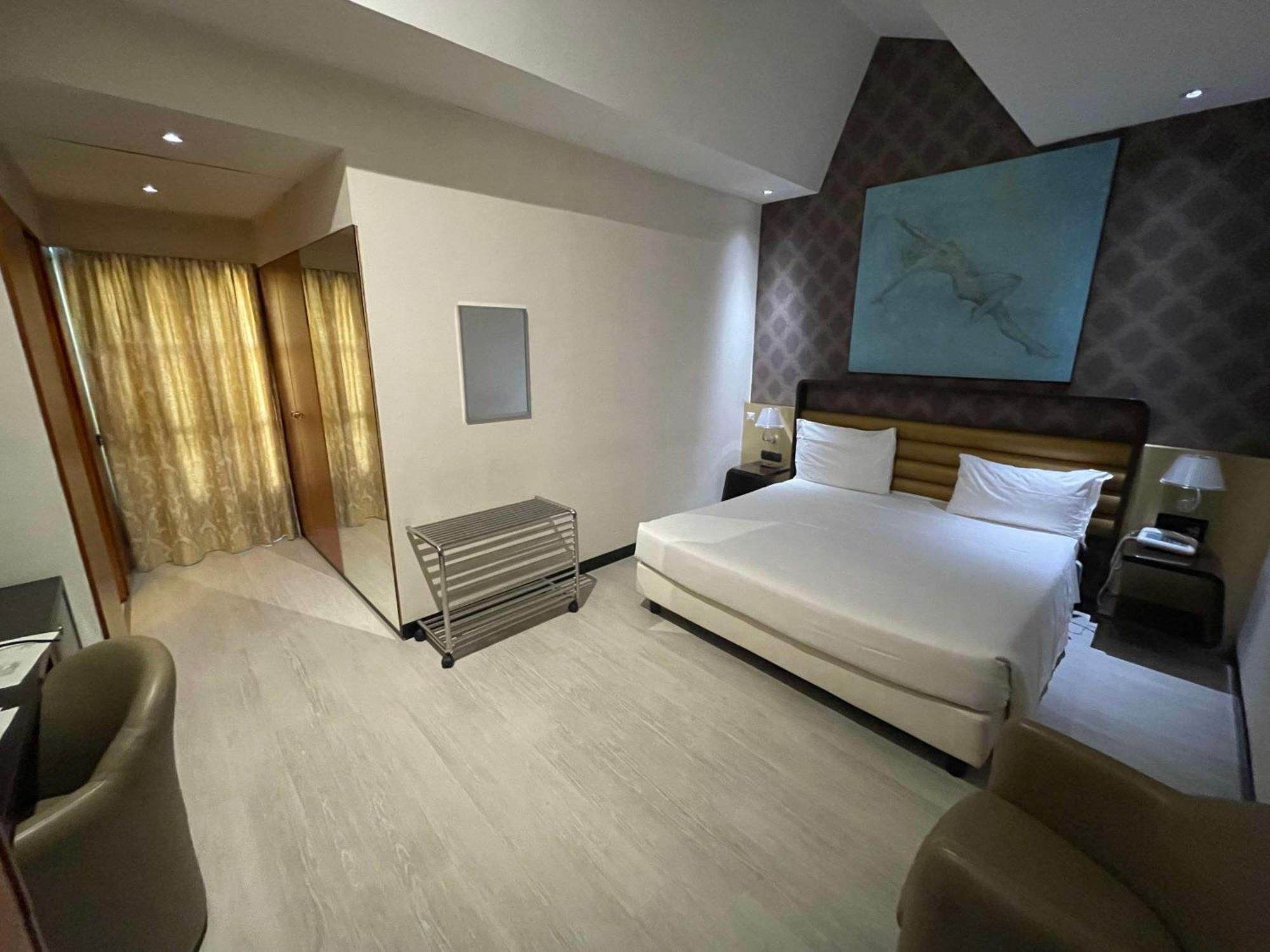 Sure Hotel By Best Western Turin City Centre Esterno foto